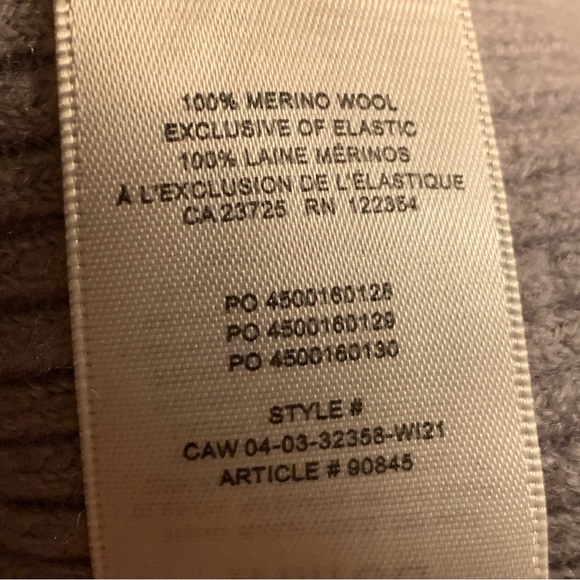 Aritzia Wilfred Cropped Turtleneck - Picture 7 of 7